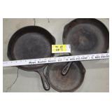 3 cast iron pans