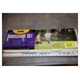Horseshoe game set - NIB