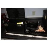 Antique Singer sewing machine in case