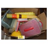 Large box of Tupperware & storage items
