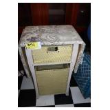 storage shelf with baskets - loose