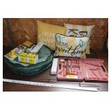 Gardening items & pillows