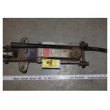 2 Ton floor jack
