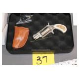 North American Arms Model M .22 mag NIB w/lockbox