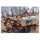 300 gal tank w/chisel & sprayer