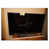 Quasar 40' flat screen TV