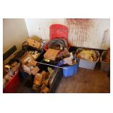 Totes of truck parts & accessories- a lot of NEW