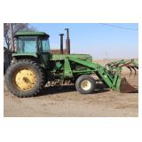 John Deere 4440 Powershift w/JD725 bucket, grapple