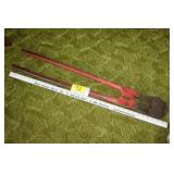 bolt cutter
