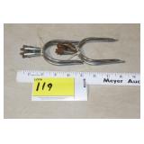 2 Sets of slip on spurs