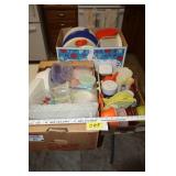 Tupperware and misc. containers
