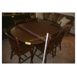 Dining Table 6 Chairs 4 extra leaves