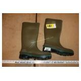 Rubber Boots Size 8 NEW