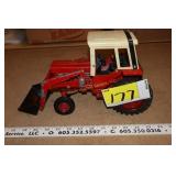International 1586 w/Loader