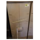 Rubbermaid Cabinet