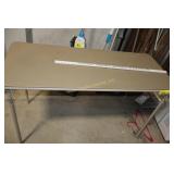 folding table