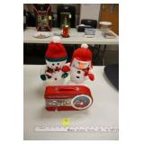Mr. Christmas North Pole Radio and Snowman Dï¿½cor