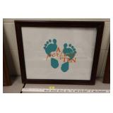 A Perfect Ten footprint sign
