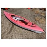 10' Kayak with paddle