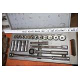 John Deere 1/2" drive socket set metric