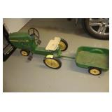 John Deere pedal tractor
