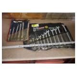 2 wrench sets one is partial