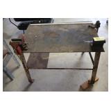 metal bench w/ 4in bench vice and pipe vice