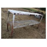 4ft metal rack w/ wheels