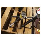 pair of jack stands