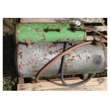 2 air tanks