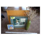 Vase & 2 pictures