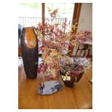 3 Vases & Duck