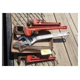 3 pipe wrenches & 2 crecent wrenches