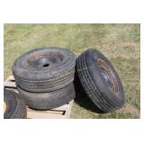 3 tires on 5 bolt rims,