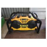 DeWalt 18V Radio /Charger