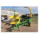 John Deere 38 2 row silage chopper