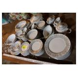 Gold China Star Dust Dish Set