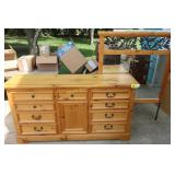 Dresser w/ Mirror
