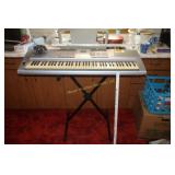 Yamaha Keyboard Portable Grand DGX-203