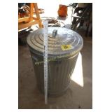 Galanized garbage can & lid