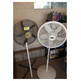 2 Pedestal fans