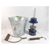 Coleman Deluxe Easi-lite lantern, galvanized