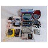 Vintage Electronics Lot To Include Vintage