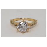 Stunning Dinner ware ring!! Size 7. Unmarked and