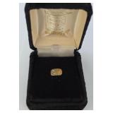 Vintage 10K Gold Diamond Pin  .05 grams