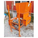 Valmetal roller mill. farm equipment used for