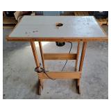 Porter cable router with table