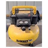 Dewalt 165 psi 6 Gal Air Compressor