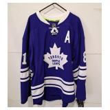 NWT Toronto Maple Leafs Kessel #81 Jersey. Size