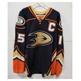 NWT Anaheim Ducks Getzlaf #15 jersey. Size